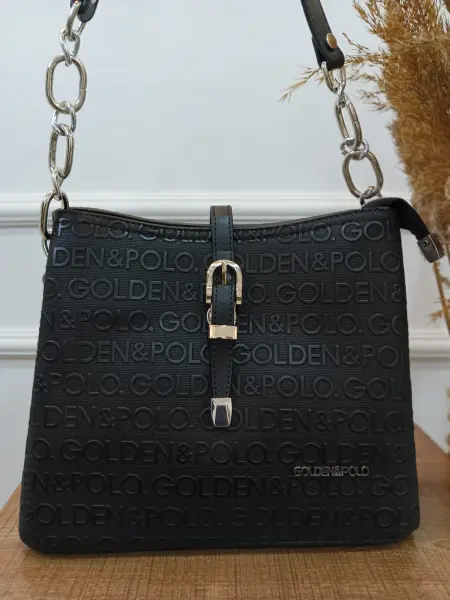 Golden Polo Marka Kol Çantası siyah yazılı Zincirli