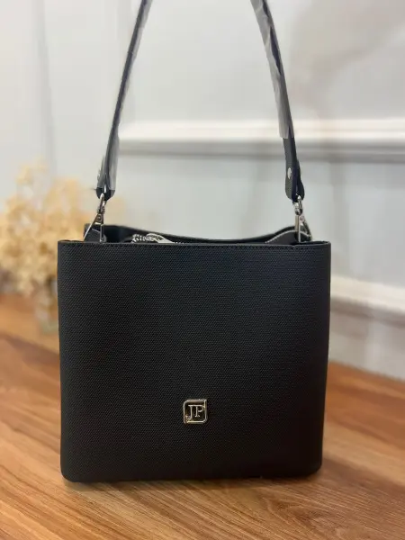 Just Polo Marka Kol Çantası siyah lacoste üç bölme